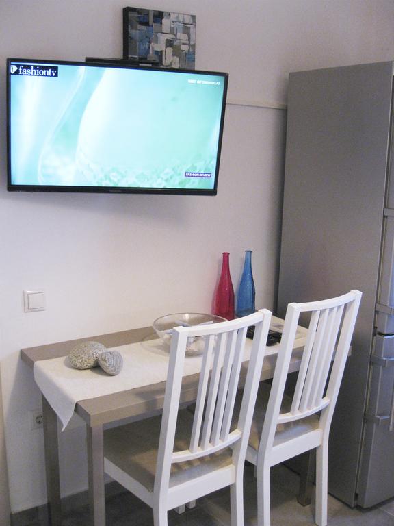 Lavish Suites Agios Ioannis Diakoftis ภายนอก รูปภาพ