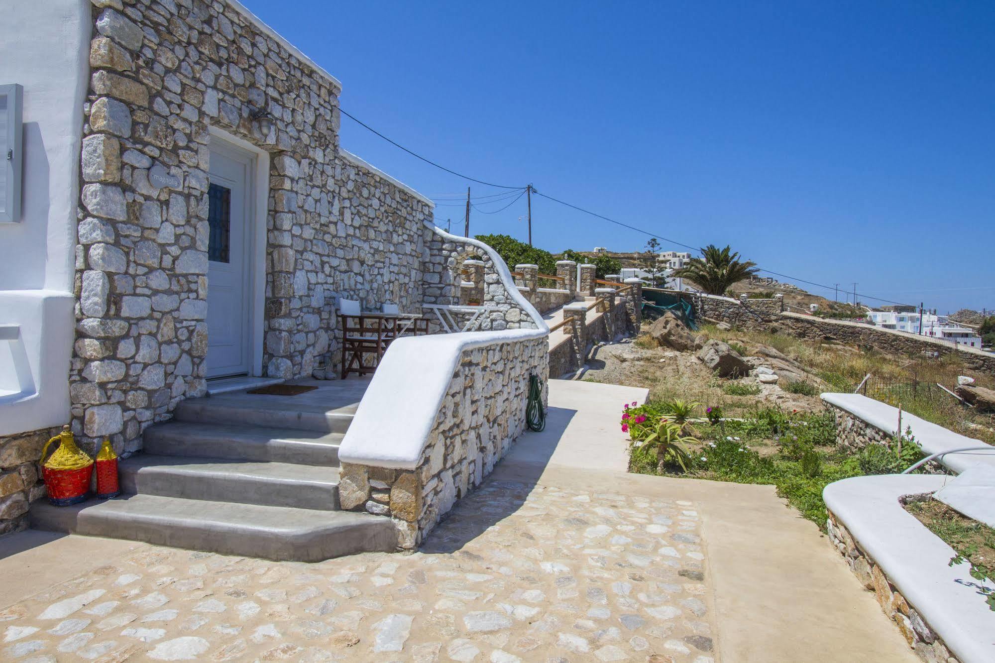 Lavish Suites Agios Ioannis Diakoftis ภายนอก รูปภาพ