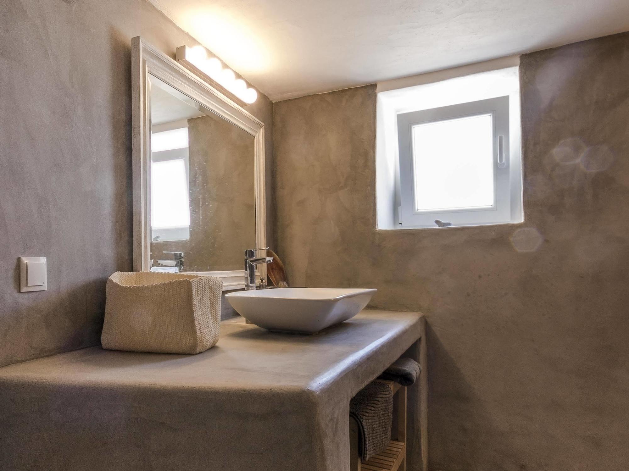 Lavish Suites Agios Ioannis Diakoftis ภายนอก รูปภาพ